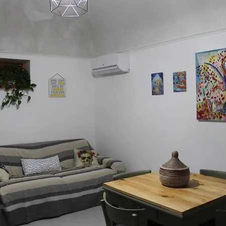 Apartment Noto, Galleryhouse, Centro Storico *