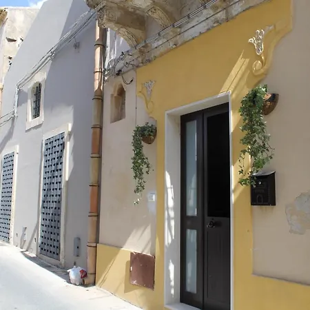 Noto, Galleryhouse, Centro Storico Apartment *
